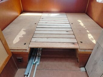 Karavan s palandy - 13
