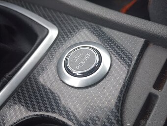 Ford Focus ST - 13