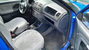 Velice zachovalá málo jetá ŠKODA  FABIA II 1.2 KOMBI. - 13