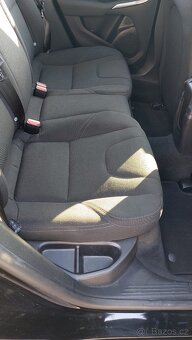 Volvo v40 - 13
