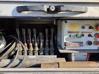 Mercedes Axor 1833, OMARS - 13