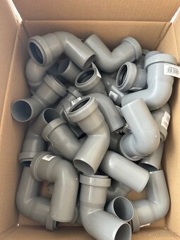 Prodám instalatérský materiál – HTB / HTE / HTEM - 13