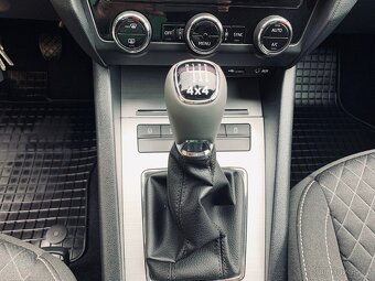 ŠKODA OCTAVIA 2,0TDI 110KW 4x4 -DRIVE- NAVI TAŽNÉ TOP - 13