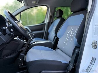 PEUGEOT PARTNER TEPEE 1.6HDI 55kw ÚPRAVA PRO ZTP/RUČNÍ OVLÁD - 13