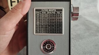 Starý fotoaparát Flexaret + krabice, přislušenství, 2 knihy - 13