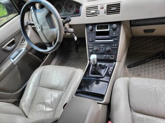 Volvo xc90 2.4d 120kw manuál - 13
