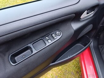 Peugeot 207, 1.4i, 54 kW, 2011 - 13