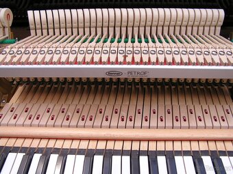 Prodám klavír Petrof mod.V - 13