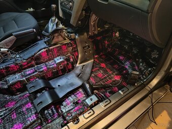 Škoda Octavia 1.8 TSI, 118 kw, RS packet - 13