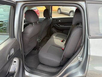 CHEVROLET ORLANDO 1.8 16V 104kW-2011-117.050KM-7 MÍST,KLIMA- - 13