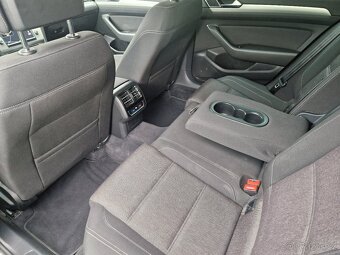 Volkswagen Passat 2,0 TDI 110kW DSG Highl R-line - 13