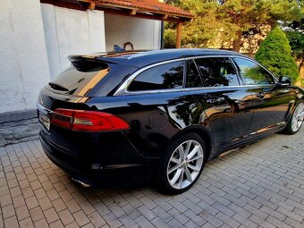 Jaguar XF Sportbrake - 13