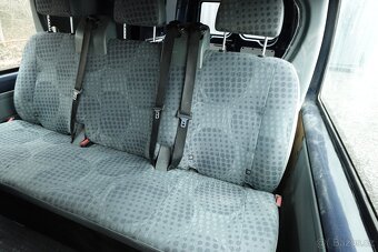 FORD TRANSIT JUMBO 6 MÍST 2.2TDCI KLIMA - 13