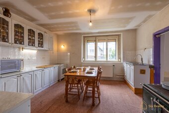 Prodej rodinného domu 436 m² v Ryšíně, pozemek 815 m² - 13