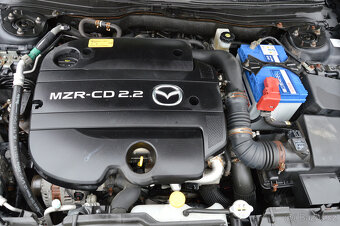 Mazda 6 combi 2,2 MZR-CD, r. v. 2011, 120 kw, 2 sady pneu - 13
