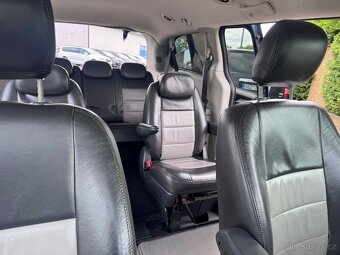 Chrysler Town Country Gr Caravan 3,3 LPG RT 2008 - 13