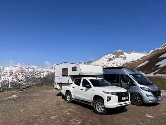 Obytná nástavba na pick-up - 13