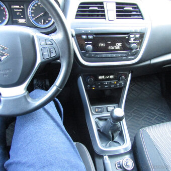Suzuki SX4 S-Cross 1,6i 88kw, AllGrip, 2x kola, BENZÍN, 4x4 - 13