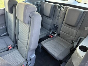 PRODÁNO  VW Touran 2.0TDi dsg 110kw m.ř.2021 7-míst tažné - 13