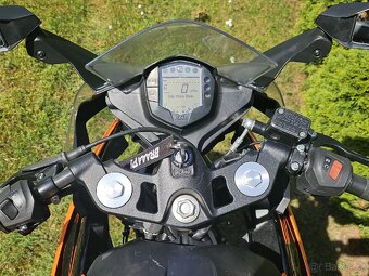 KTM RC 125 - 13