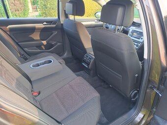 VOLKSWAGEN PASSAT 1.6 TDI, NAVI,LED,PRAV.SERVIS - 13