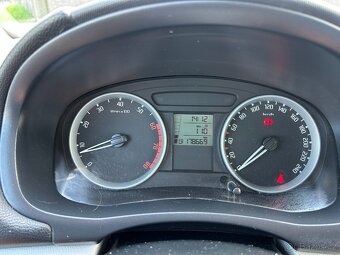 ŠKODA ROOMSTER 1.6 16V 77KW 2008 DIGI KLIMA VÝHŘEV SEDADEL - 13
