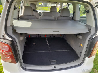 vw touran 1.6 mpi - 13
