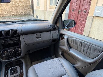 Mercedes Benz ML 270CDi Special Edition 1.Maj Serviska - 13