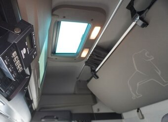 MAN TGX 26.470 - 6x2 - Krone - Carrier Supra 950 – EURO 6 - 13