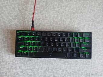 Prodám herní klávesnici DIERYA DK61SE - 13
