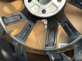 NOVÁ ORIGINÁL R18 SADA ŠKODA SUPERB III 235/45/18 R.V. 2024 - 13