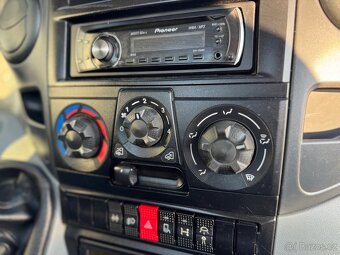 Iveco Daily 50C18 180 PS 2009 do 3,5t uzávěrka dif TZ - 13