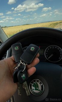 Škoda Roomster 1.2i - 13