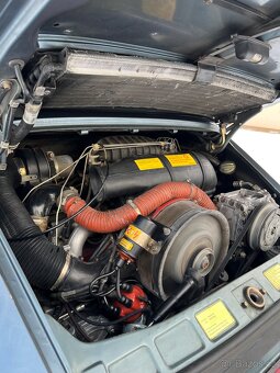 Porsche 911 Turbo - 13