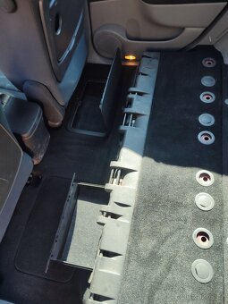 Renault Megane Scenic 2.0DCi 150koní xenony - 13