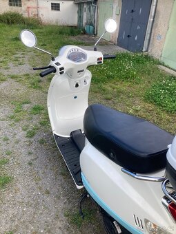 Riya - Capirelli Roma 125 -  nízký nájezd - 13