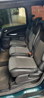 Ford Galaxy 2,0 TDCI - 103 kW - GHIA - 13
