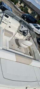 Bayliner 642 4,3 Mpi r.v.2014 stav NOVÉ lodi - 13