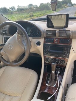 Mercedes-Benz C 320CDI V6 elegance AMG optik - 13