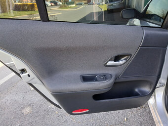 Renault Laguna Combi 2.0i 16V - 13