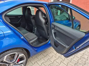Škoda Octavia 2.0 TDI RS - 13