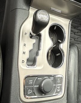 Prodám JEEP Grand Cherokee 3.0 CRD, automat, 177kW, 2013 - 13
