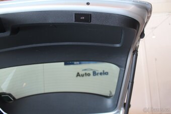 Škoda Octavia III 1.6TDI Elegance Navi Tažné - 13