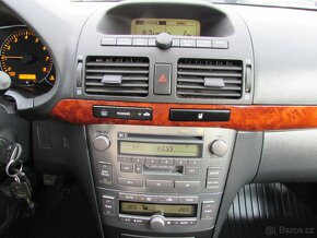 Toyota Avensis 1.8i 95kW + LPG kombi, 2.majitel, serviska - 13
