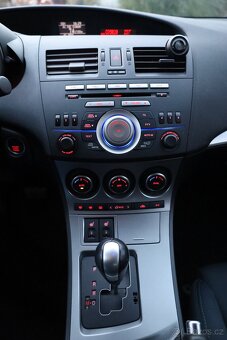 Mazda 3 2.0 MZR 110kW Automat - 13