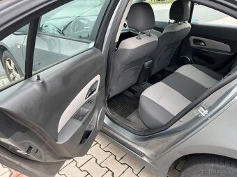 Chevrolet Cruze 1.6i 83kw 1. maj. koup. ČR naj.98t - 13