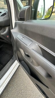 Peugeot Rifter 1,5 Diesel  r.2023 - 13