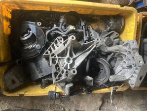 Motor Octavia 2 2.0tdi 103kw - 13