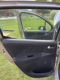 Peugeot 207 SW 1.4 Benzín – spolehlivé, prostorné a udržovan - 13