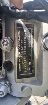 SUZUKI GSR 600 - 13